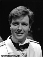 Ian Ogilvy